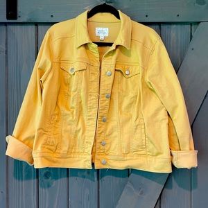 MARKET & SPRUCE
Camila Boyfriend Denim Jacket